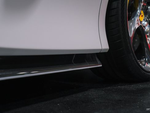 Used 2022 Ferrari SF90 Spider image 14