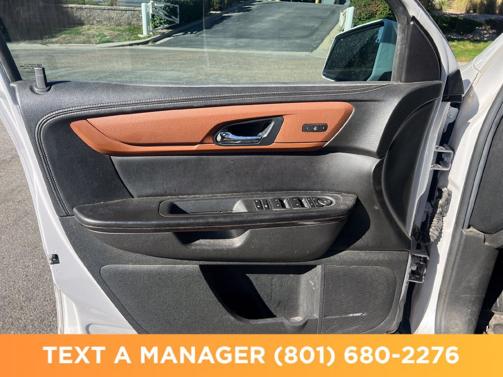 Used 2016 Chevrolet Traverse LTZ FWD image 12