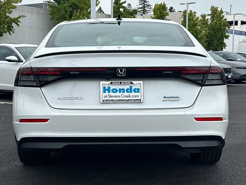 Used 2024 Honda Accord Sport image 10