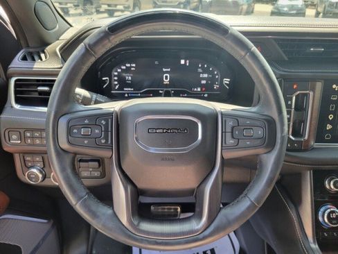Used 2023 GMC Yukon Denali Ultimate w/ LPO, Floor Liner Package AWD/4WD image 18