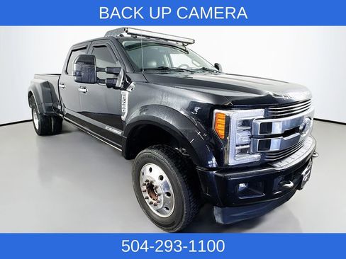 Used 2019 Ford F450 Limited image 3