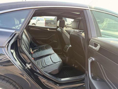 Used 2021 Volkswagen Arteon SEL FWD image 22