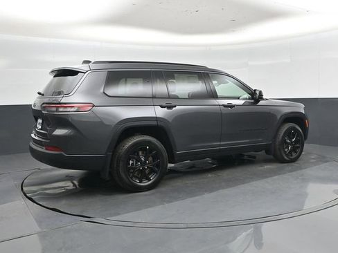 New 2026 Jeep Grand Cherokee L 4WD image 3