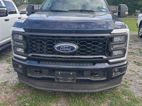 Used 2024 Ford F250 XL w/ STX Appearance Package image 2