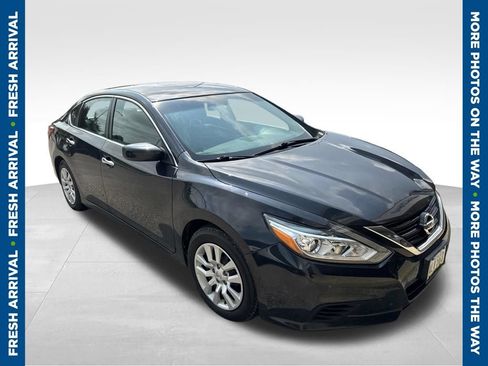 Used 2018 Nissan Altima 2.5 S w/ S Convenience Package FWD image 1