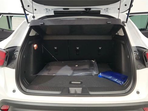 New 2026 Chevrolet Trax LT w/ Driver Confidence Package image 19