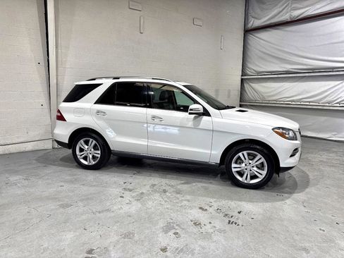 Used 2015 Mercedes-Benz ML 350 4MATIC image 7