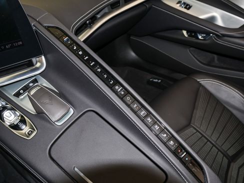 Used 2022 Chevrolet Corvette Stingray Preferred Conv w/ Z51 Performance Package image 32