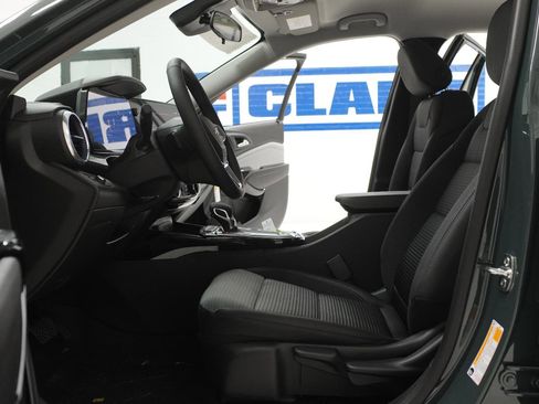 New 2026 Chevrolet Trax LT w/ LT Convenience Package image 16