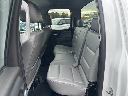 Used 2018 Chevrolet Silverado 1500 W/T w/ Trailering Package image 11