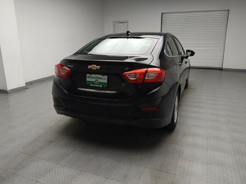 Used 2018 Chevrolet Cruze LT FWD image 7