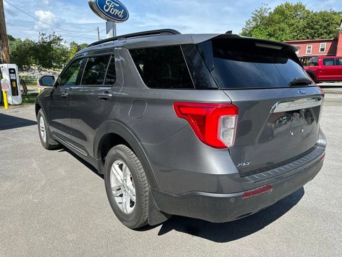 Used 2023 Ford Explorer XLT AWD/4WD image 7