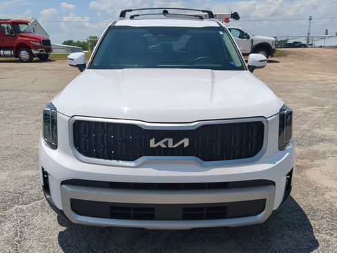 Used 2024 Kia Telluride EX AWD/4WD image 7
