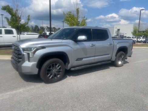 Used 2023 Toyota Tundra Platinum AWD/4WD image 10