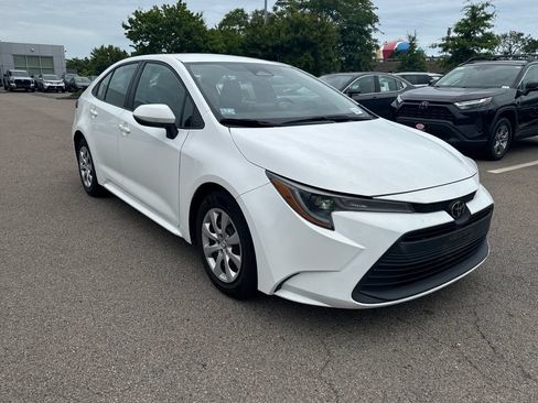 Used 2024 Toyota Corolla LE FWD image 9