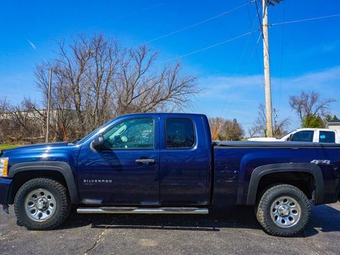 Used 2011 Chevrolet Silverado 1500 LT AWD/4WD image 8