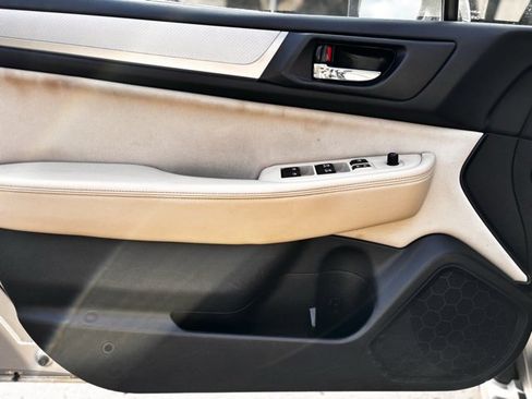 Used 2015 Subaru Legacy 2.5i Premium w/ Moonroof Package image 17