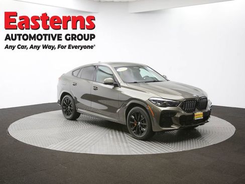 Used 2022 BMW X6 xDrive40i w/ M Sport Package image 50