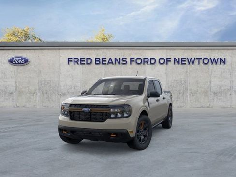 Used 2024 Ford Maverick Tremor w/ Tremor Off-Road Package image 3