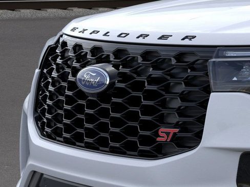 New 2026 Ford Explorer ST w/ Sun And Sound Package image 18