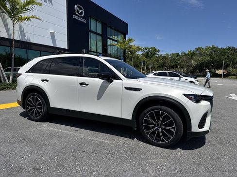 Certified 2025 MAZDA CX-70 Plug-In Hybrid w/ Premium Plus AWD/4WD image 6