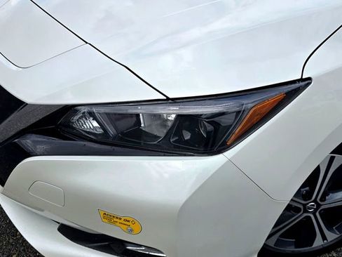 Used 2022 Nissan Leaf SV FWD image 24