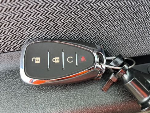 Used 2025 Chevrolet TrailBlazer LT image 25