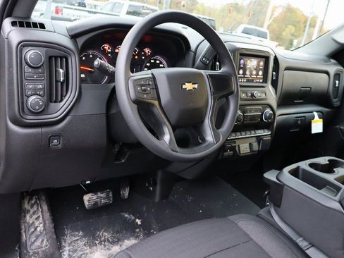 New 2026 Chevrolet Silverado 2500 Custom w/ Custom Value Package image 6