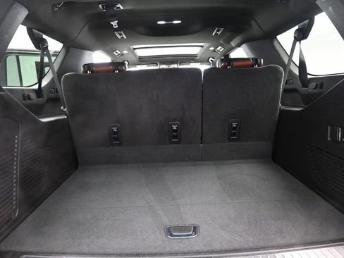 Used 2023 GMC Yukon XL Denali Ultimate image 24