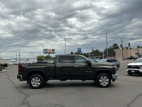 Used 2022 Chevrolet Silverado 2500 LTZ w/ LTZ Premium Package AWD/4WD image 2