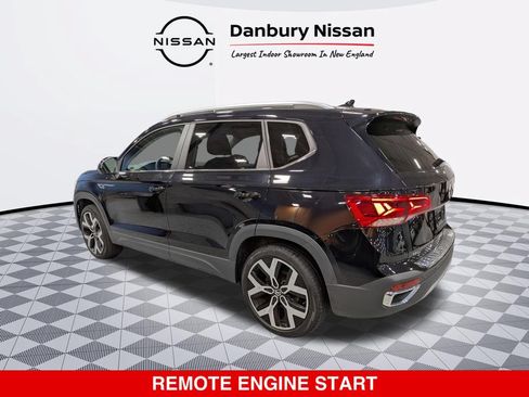 Used 2022 Volkswagen Taos SEL w/ Panoramic Sunroof Package AWD/4WD image 5
