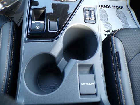 Used 2024 Subaru Crosstrek 2.5i Wilderness w/ Crosstrek Mirror Package image 31