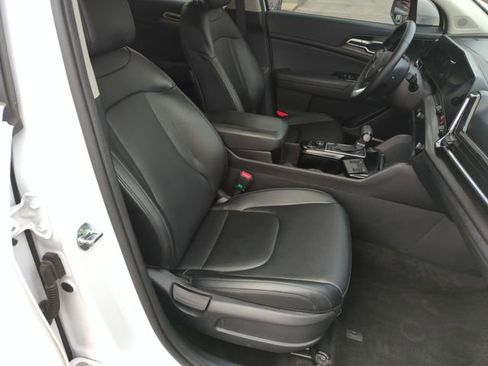 Used 2023 Kia Sportage EX image 34