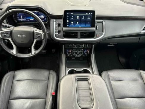 Used 2022 Chevrolet Tahoe Z71 w/ Luxury Package image 10