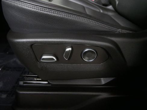 Used 2023 GMC Yukon XL Denali image 19