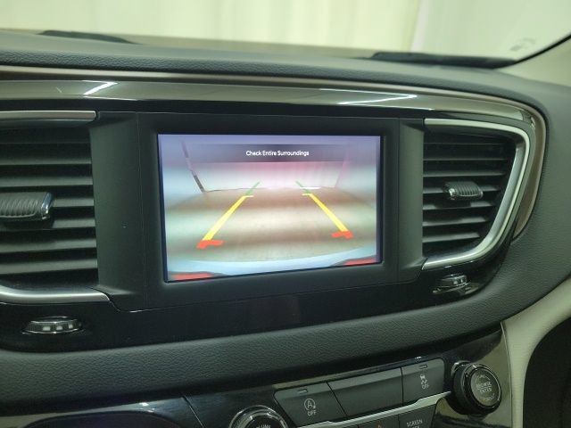 Used 2023 Chrysler Voyager LX FWD image 29