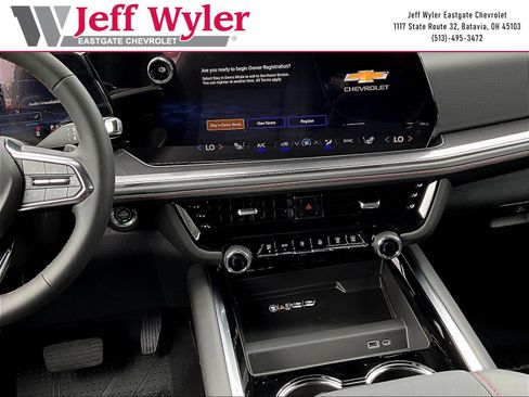 New 2026 Chevrolet Suburban RST w/ RST Capability Package AWD/4WD image 11