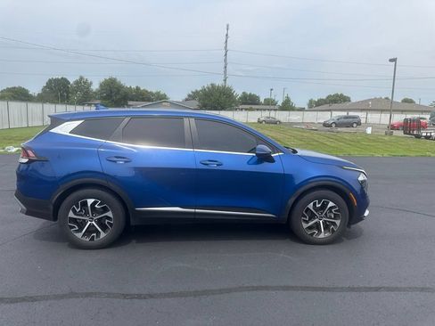 Used 2023 Kia Sportage EX FWD image 8
