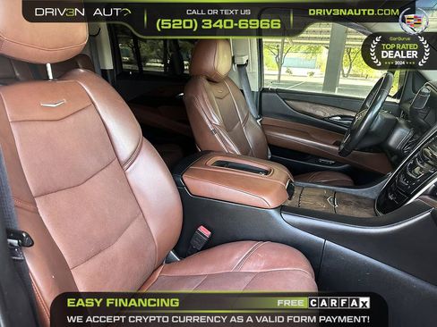 Used 2017 Cadillac Escalade ESV Premium Luxury AWD/4WD image 13