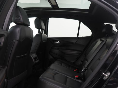 Used 2023 Chevrolet Equinox Premier image 18