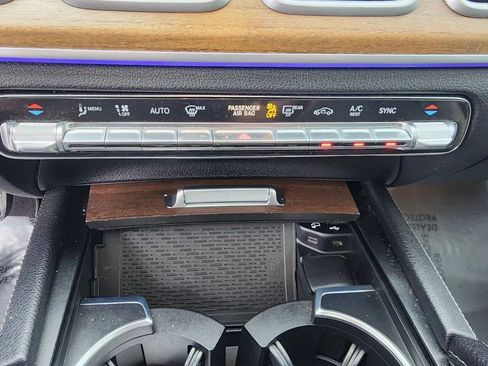 Used 2020 Mercedes-Benz GLS 450 4MATIC image 29