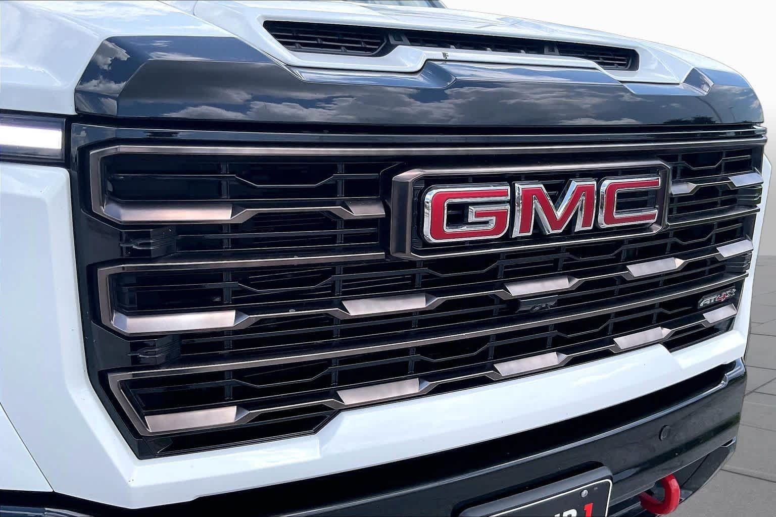 Certified 2025 GMC Sierra 2500 AT4X AWD/4WD image 29
