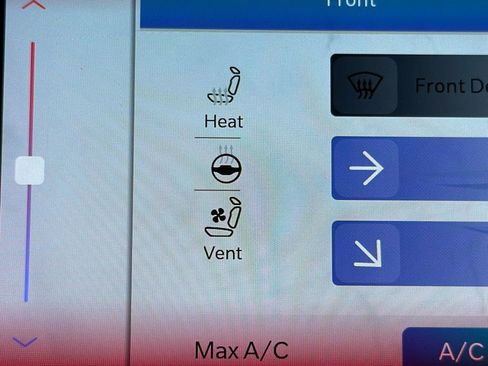 Used 2024 Jeep Wagoneer L Series II image 31