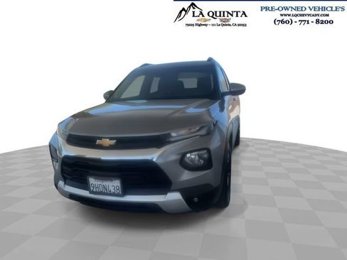 Used 2023 Chevrolet TrailBlazer LT FWD image 3