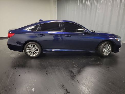 Used 2020 Honda Accord LX image 9