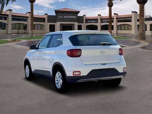 New 2026 Hyundai Venue SE FWD image 5