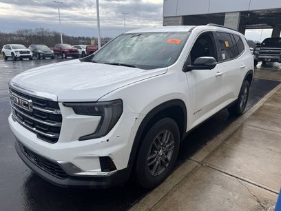 Used 2025 GMC Acadia Elevation