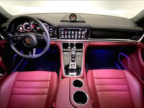 Used 2023 Porsche Panamera Platinum Edition image 17