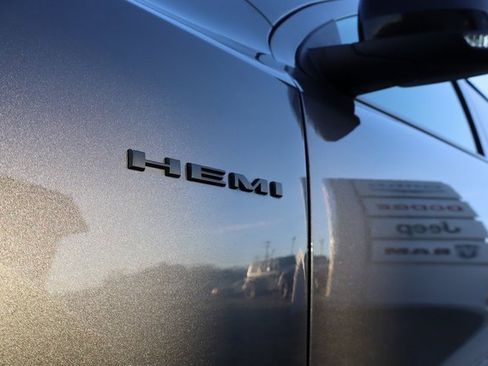 Used 2020 Dodge Durango R/T w/ Technology Group image 8