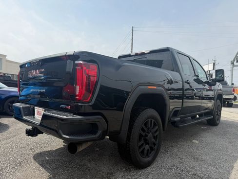 Used 2020 GMC Sierra 3500 AT4 w/ AT4 Premium Package image 8
